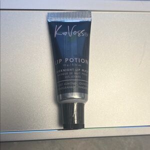 K Voss Lip Potion Overnight Lip Mask